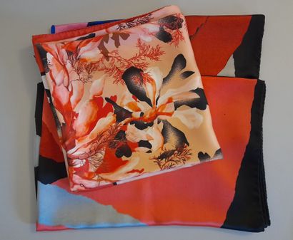 Lot including: 
- MARIA GRAZIA SEVERI.
Silk...