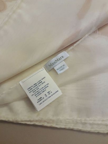 Lot including: 
- GRAEME BLACK.
Silk square...