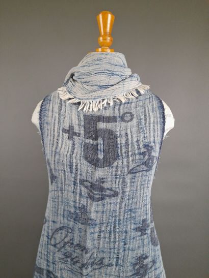 VIVIENNE WESTWOOD.
Fringed stole jacket in...