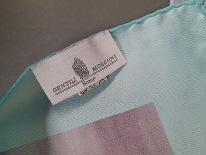 Lot including:
- GENTILI MOSCONI.
Silk twill...