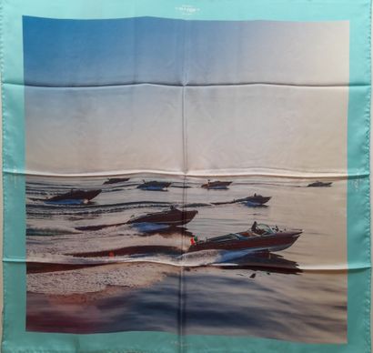 Lot including:
- GENTILI MOSCONI.
Silk twill...