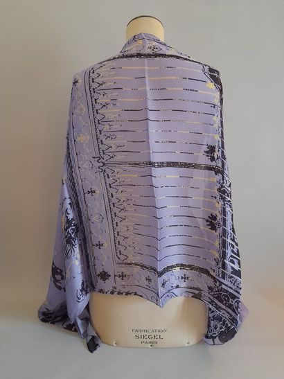 Lot including: 
-NODUS.
Woolen scarf with...