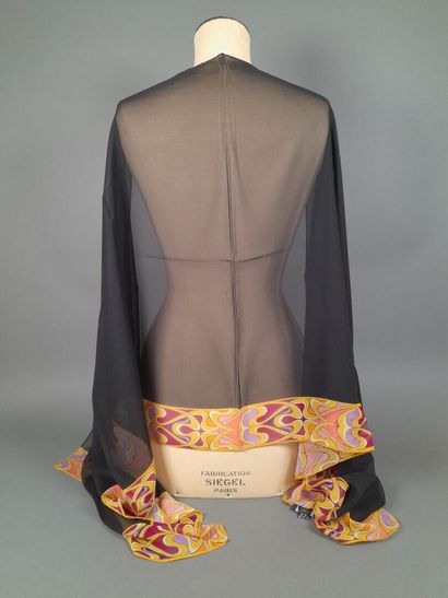 FREYWILLE.
Black silk chiffon scarf decorated...