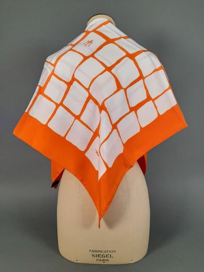 MASERATI.
Silk twill square with geometric...