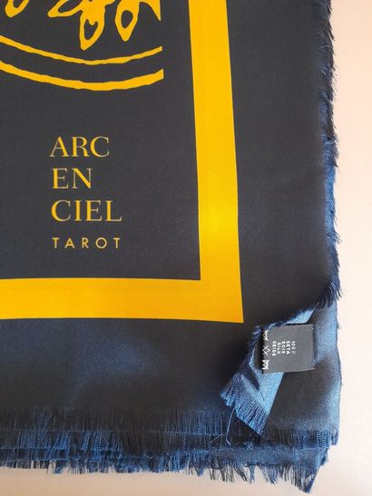 ARC EN CIEL TAROT.
Fringed silk twill square...