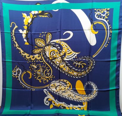 Lot including: 
- UTERQUE.
Silk twill square...