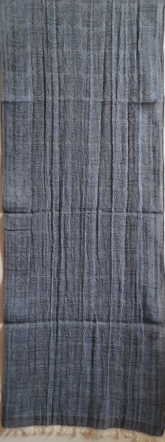 Lot including:
- ALAIN FIGARET.
Fringed viscose...