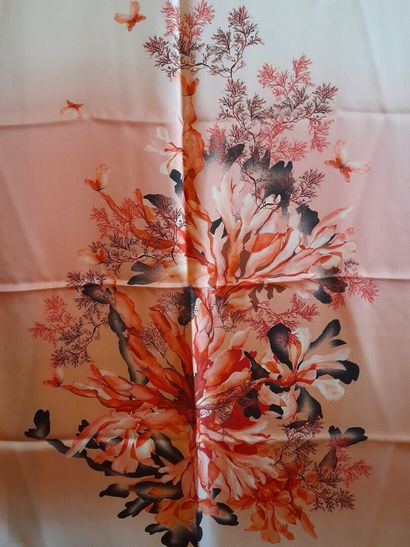 Lot including: 
- MARIA GRAZIA SEVERI.
Silk...