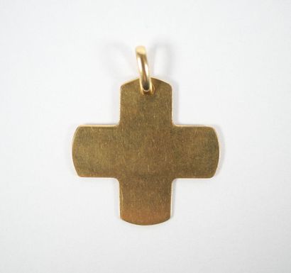 Stylized pendant cross in 18K yellow gold.
Weight:...