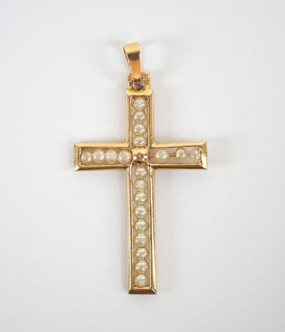 Pendant cross in 18K yellow gold adorned...