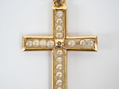 Pendant cross in 18K yellow gold adorned...