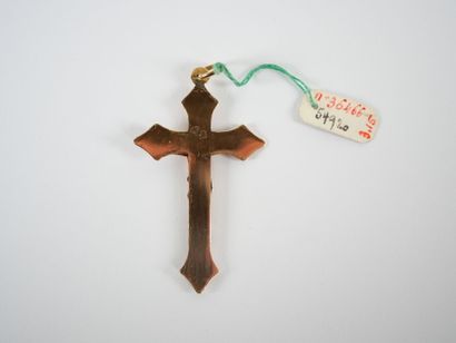 Cross-pendant in 18K yellow gold, the cross...