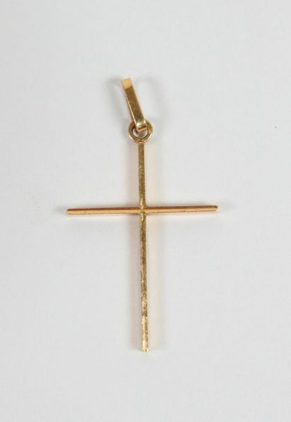 Pendant cross in 18K yellow gold. 
Weight:...