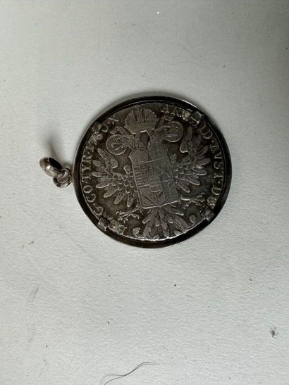 AUTRICHE.
Pièce en argent au portrait de...