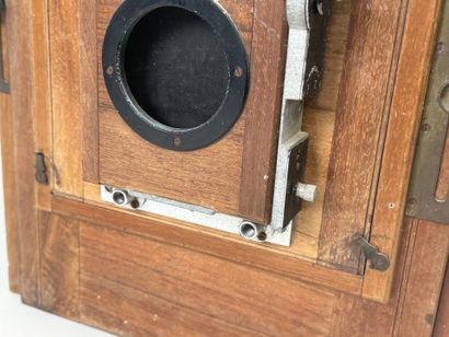 GILLES-FALLER, 2 Rue Christine, Paris 6ème.
Chambre...