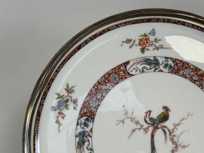 Lot comprenant :
- Théodore HAVILAND, plat...