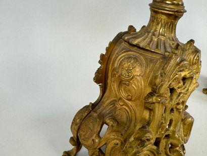 Paire de flambeaux à quatre bras de lumière...