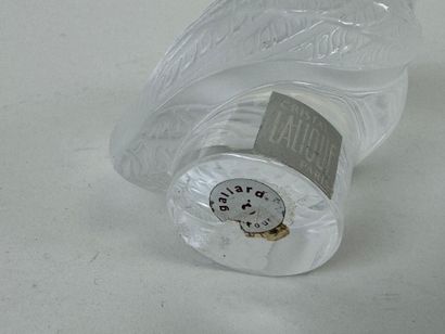 LALIQUE, France.
Chouette.
Petit sujet presse-papier...