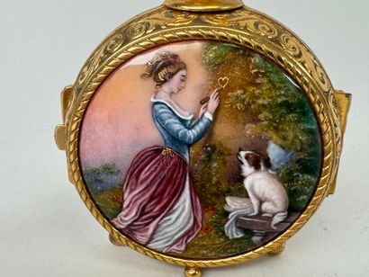 IMHOF Trianon.
Petit réveil en métal doré,...