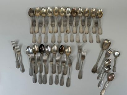 Partie de ménagère en métal argenté, modèle...