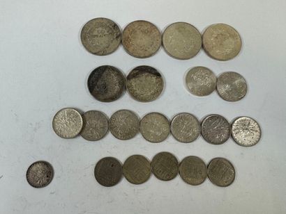 Monnaies en argent comprenant 5 francs Semeuse...