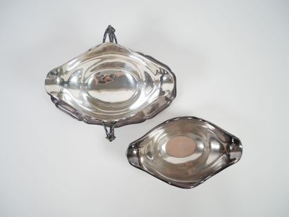 Sauce boat on its fixed silver display stand,...