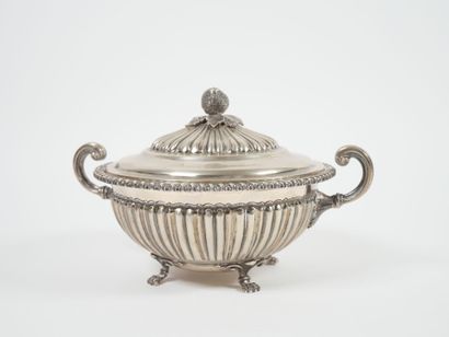 Small silver vegetable dish 833 thousandths...