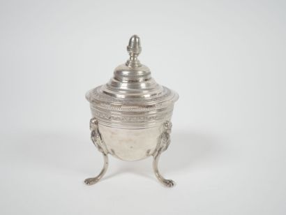 Covered ovoid sugar bowl in silver with chased...