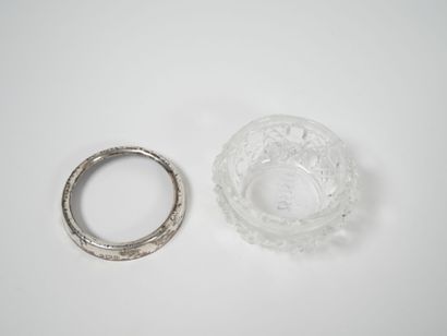 Set including : 
- an 800 thousandths silver...