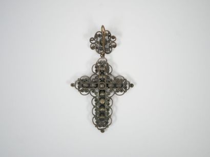 Openwork filigree metal cross-pendant set...