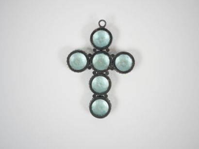 Metal and blue glass bead set with claw-set...