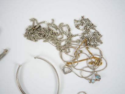 Lot of silver including mechanical pencil,...