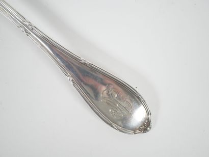 Silver ladle with ribboned rush decoration,...