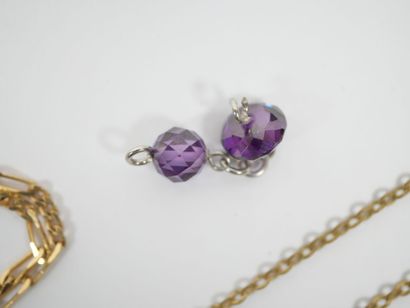 Set of five gilt-metal chains with forçat...