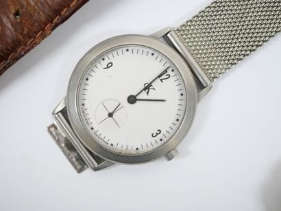 Lot of costume jewelry including wristwatches,...