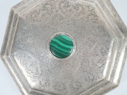 Octagonal cut-side box in 800 thousandths...