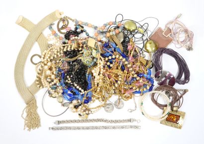 Lot of costume jewelry including necklaces,...