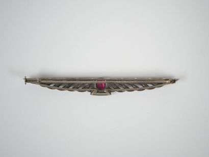Openwork metal barrette brooch centered with...