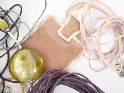 Lot of costume jewelry including necklaces,...