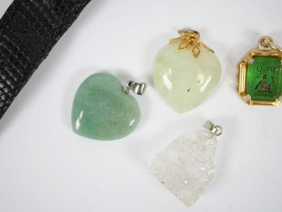 Lot of costume jewelry including watches,...