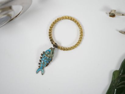 Lot of costume jewelry including a POP watch,...