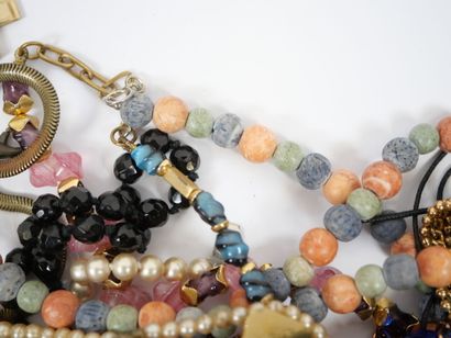 Lot of costume jewelry including necklaces,...