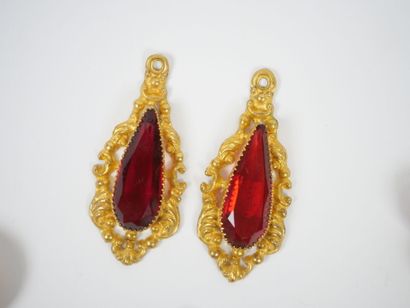 Lot of costume jewelry in gilded metal including...
