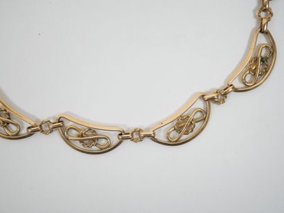Lot of costume jewelry including pearl necklace,...