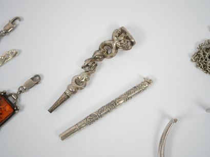 Lot of silver including mechanical pencil,...