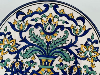 MOROCCO, 20th century.
Large circular ceramic...