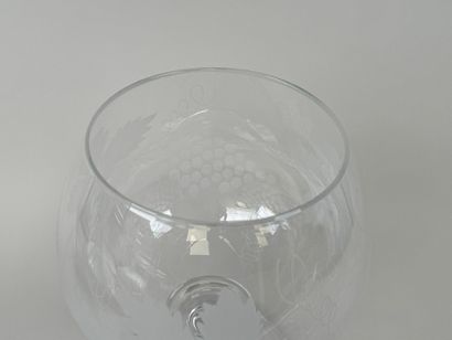 ROYAL de CHAMPAGNE.
Large crystal stemmed...