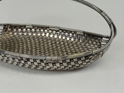 Lot including :
- a braided silver-plated...