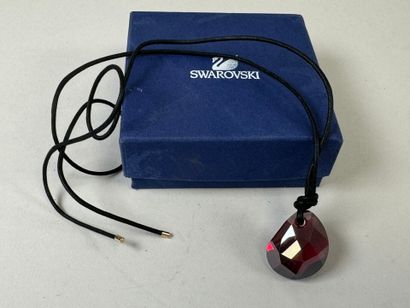 SWAROVSKI.
Pendant necklace decorated with...