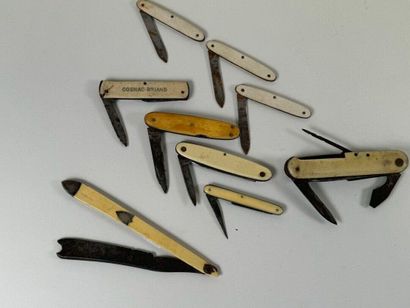 Small collection of synthetic ivory plate...